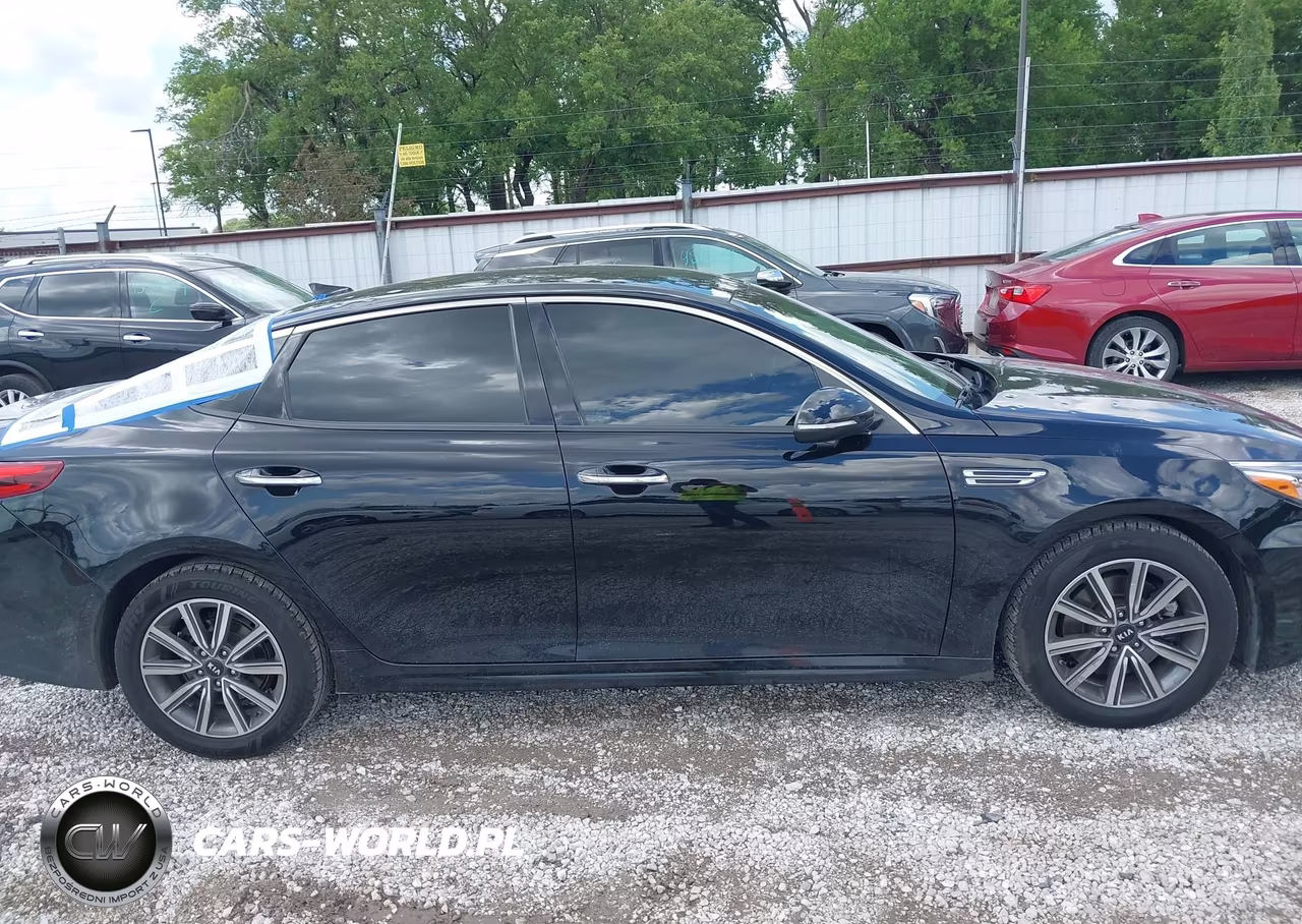 2019 Kia Optima Ex VIN:5XXGU4L16KG333948 - 13