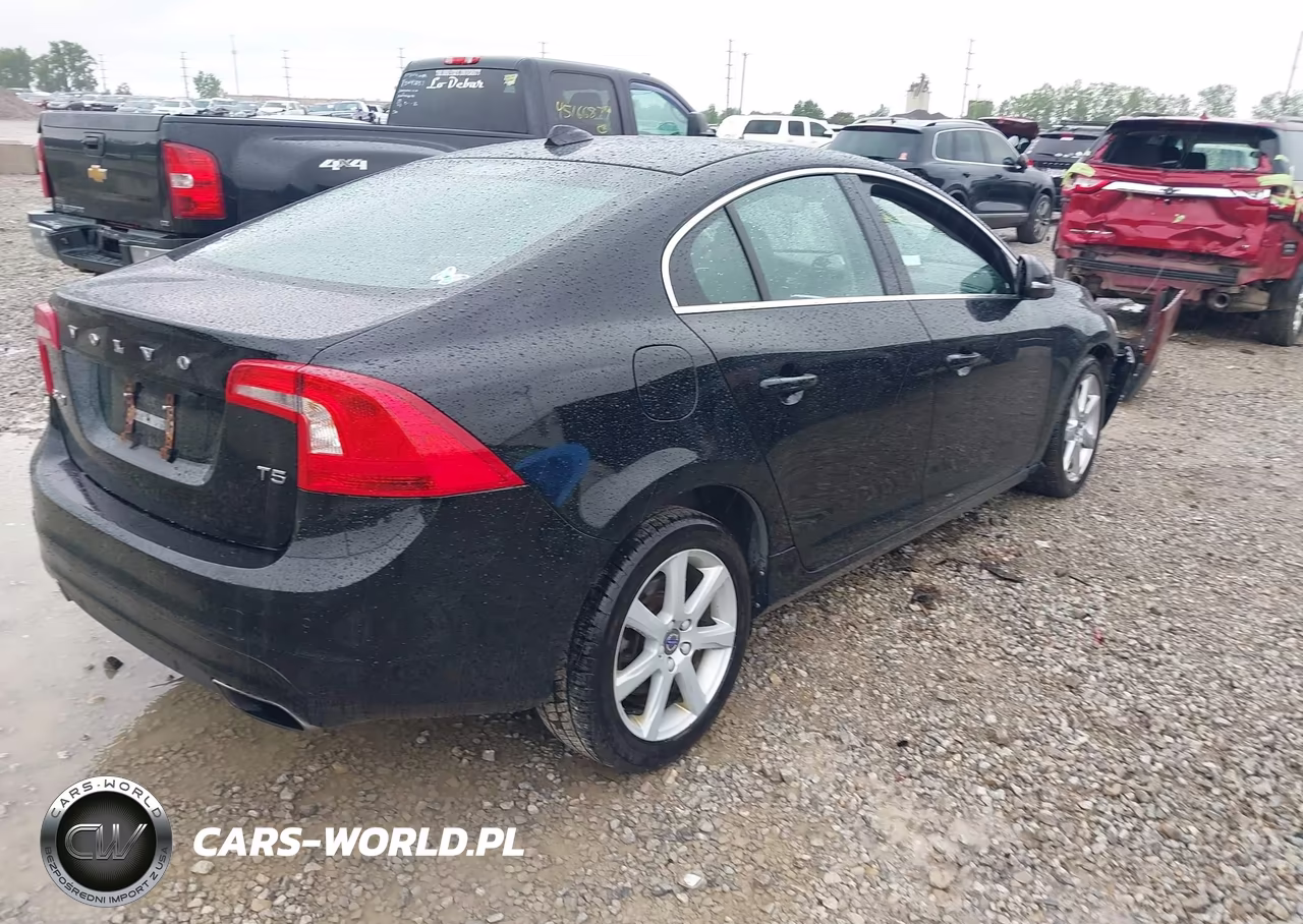 2016 Volvo S60 T5 Drive-E Premier VIN:YV126MFK1G2412430 - 4