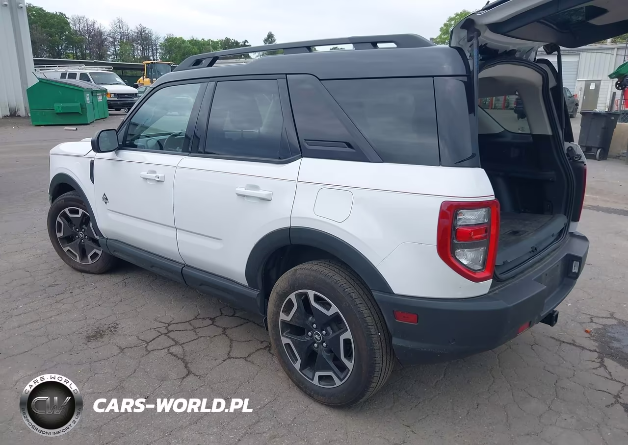 2024 Ford Bronco Sport Outer Banks VIN:3FMCR9C60RRF62156 - 3
