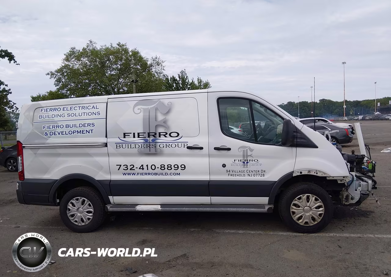 2018 Ford Transit-250 VIN:1FTYR1YM1JKA88679 - 13