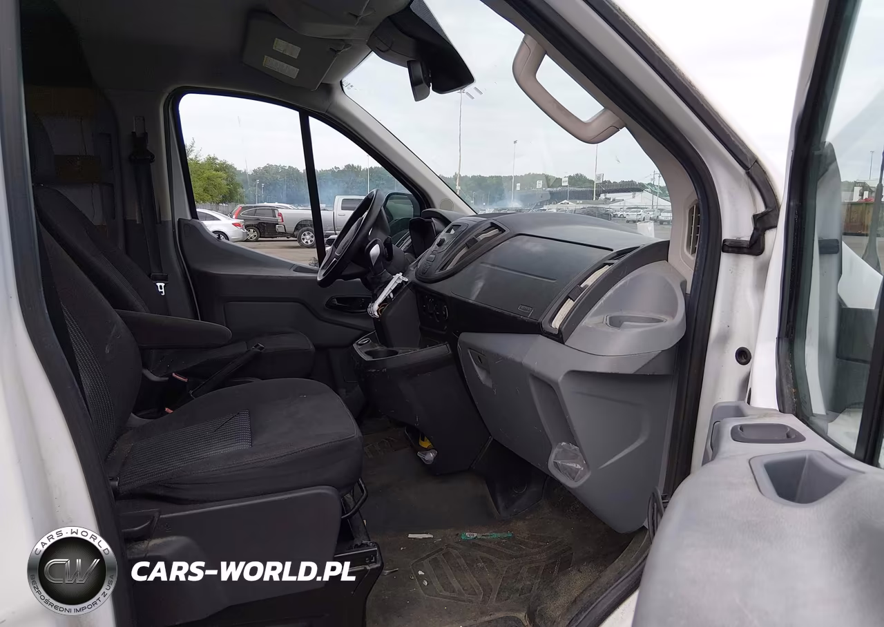 2018 Ford Transit-250 VIN:1FTYR1YM1JKA88679 - 5