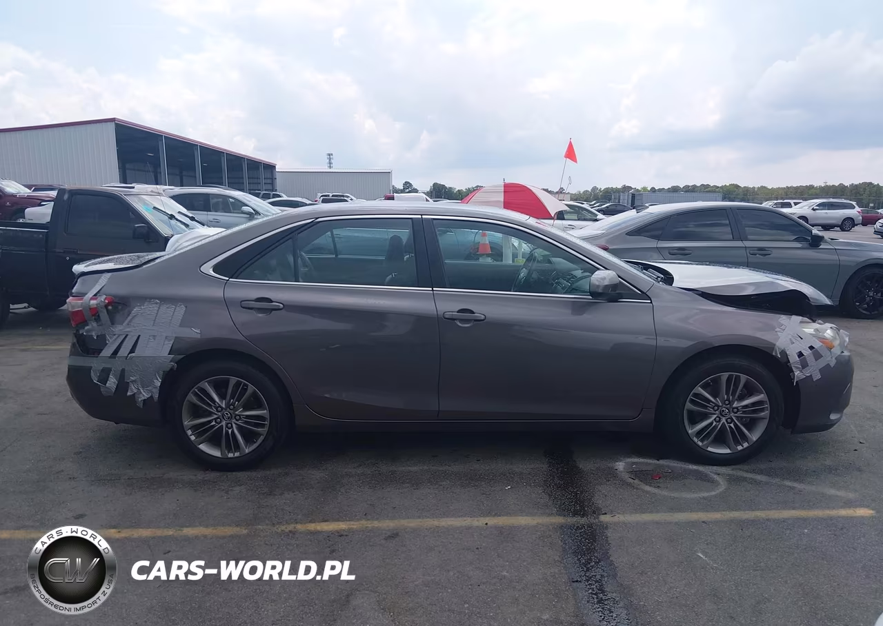 2016 Toyota Camry Se VIN:4T1BF1FKXGU241018 - 13