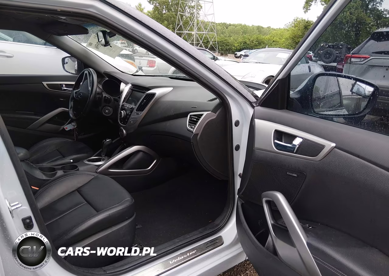 2015 Hyundai Veloster Flex VIN:KMHTC6AD8FU218290 - 5