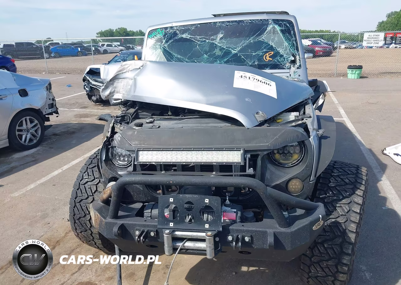 2014 Jeep Wrangler Unlimited Sport VIN:1C4BJWDG9EL120577 - 12
