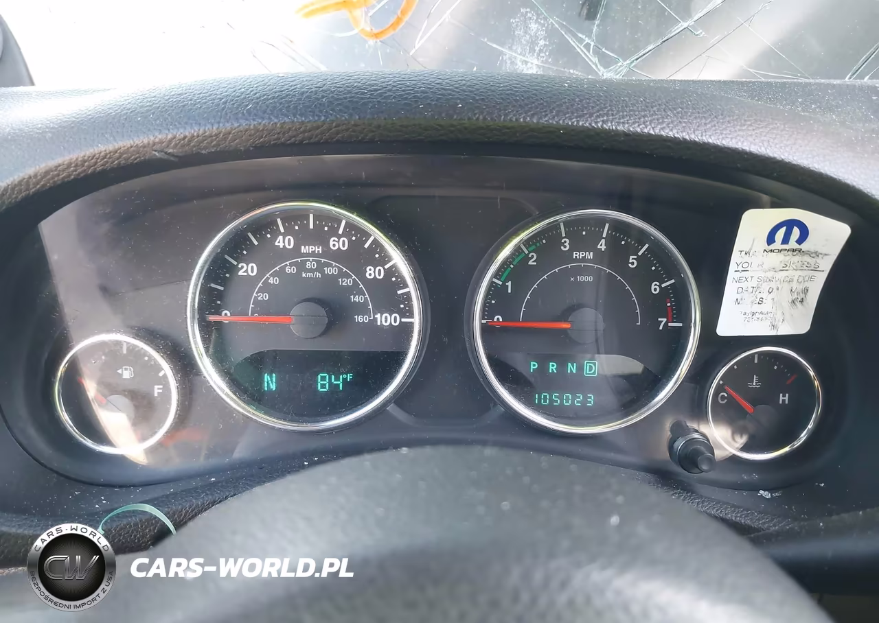 2014 Jeep Wrangler Unlimited Sport VIN:1C4BJWDG9EL120577 - 7