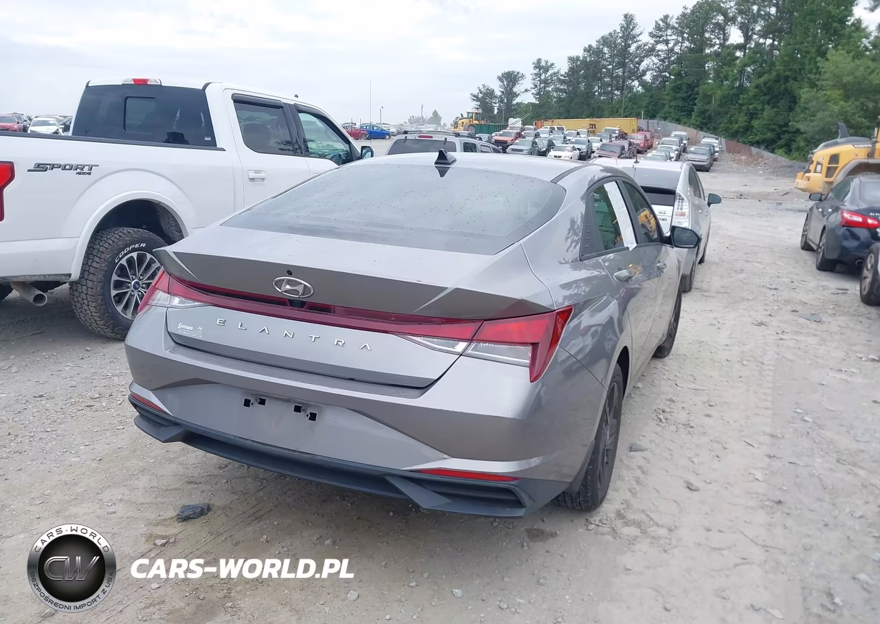 2022 Hyundai Elantra Sel VIN:KMHLM4AG9NU239224 - 4