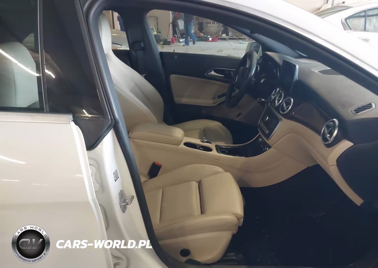 2018 Mercedes-Benz Cla 250 VIN:WDDSJ4EB8JN594693 - 5
