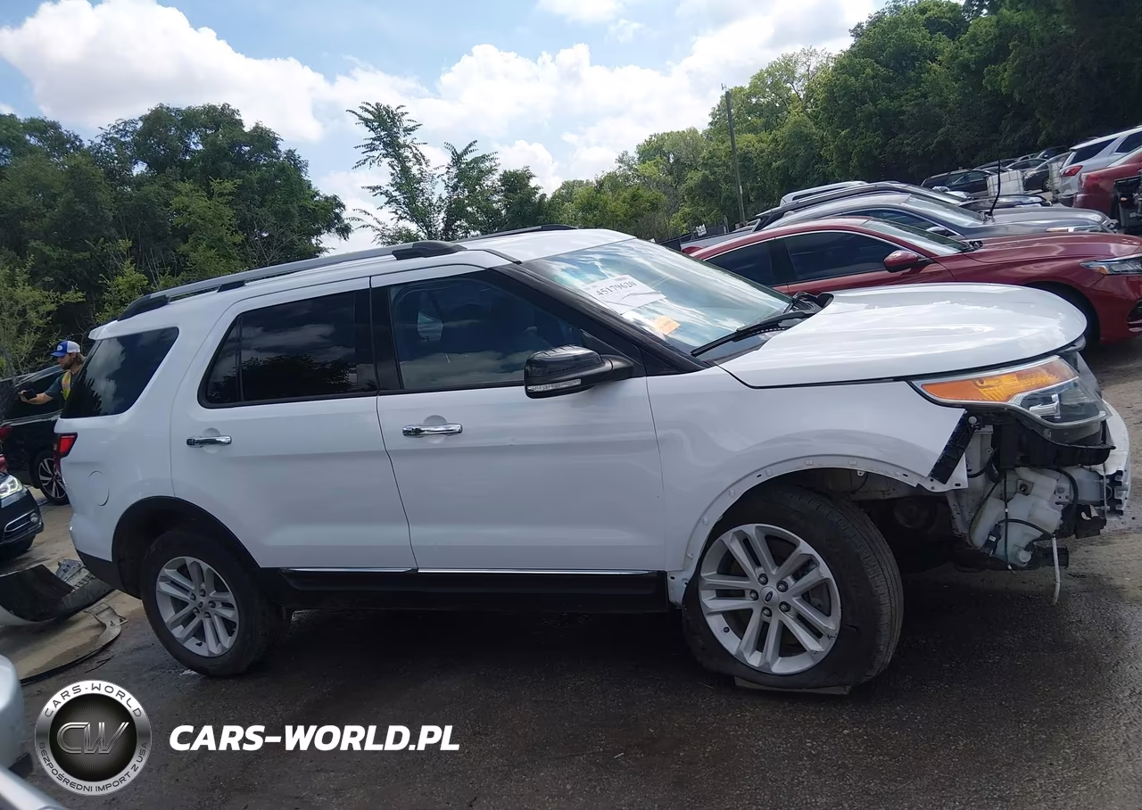 2015 Ford Explorer Xlt VIN:1FM5K8D85FGA21985 - 14