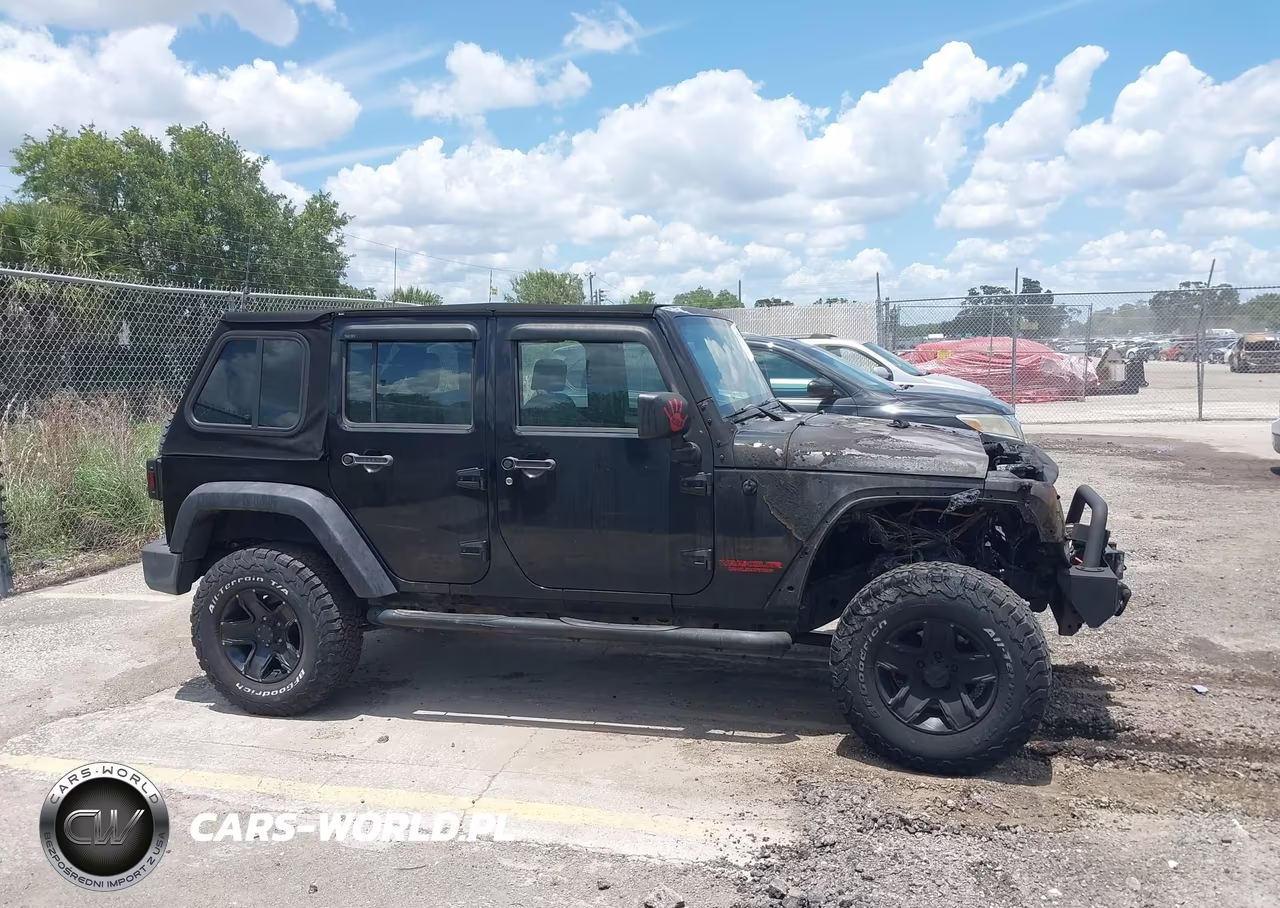 2010 Jeep Wrangler Unlimited Sport VIN:1J4BA3H15AL175813 - 13