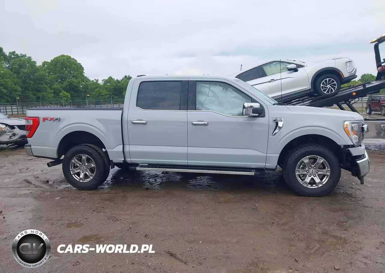 2023 Ford F-150 Lariat VIN:1FTFW1E83PFB74746 - 13