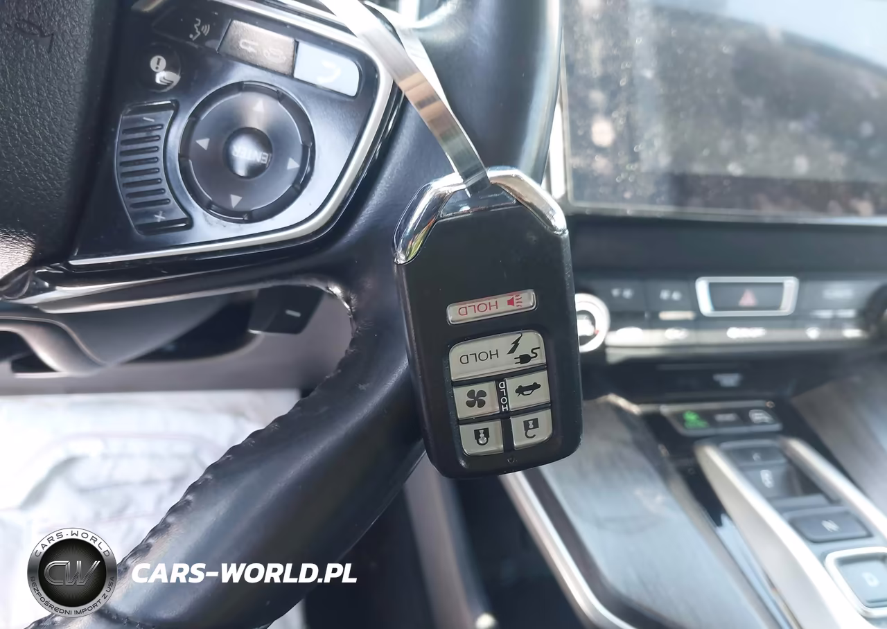 2018 Honda Clarity Plug-In Hybrid Touring VIN:JHMZC5F39JC009646 - 11