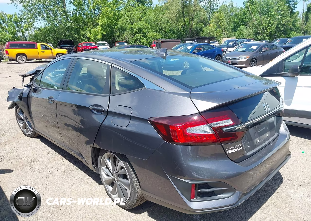 2018 Honda Clarity Plug-In Hybrid Touring VIN:JHMZC5F39JC009646 - 3