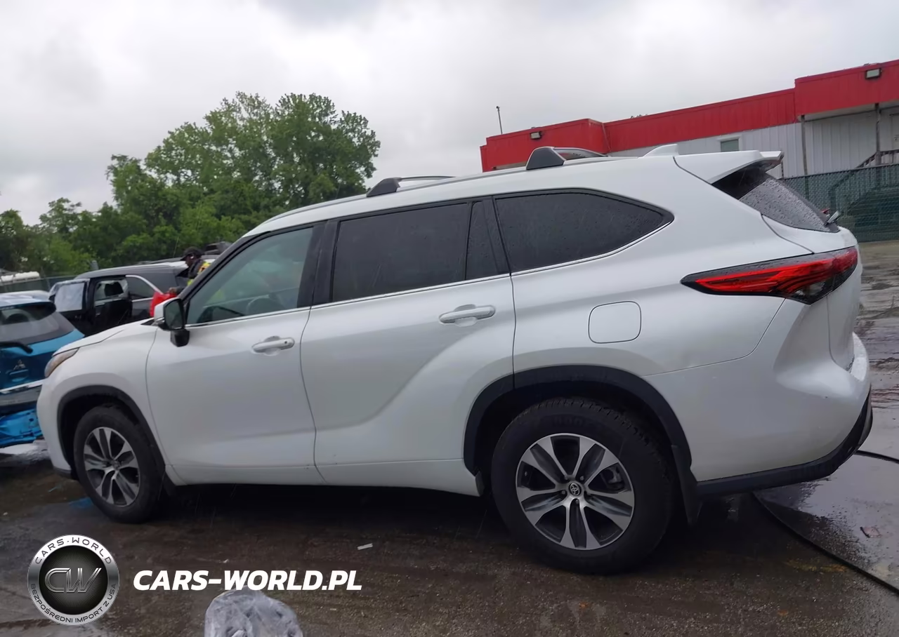 2023 Toyota Highlander Xle VIN:5TDKDRBH0PS045791 - 14