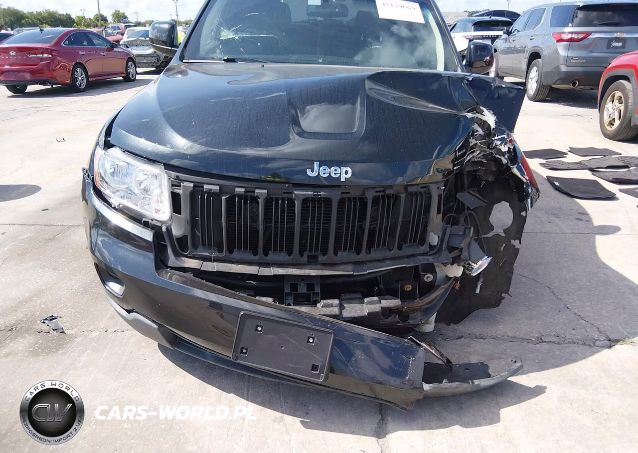 2012 Jeep Grand Cherokee Laredo VIN:1C4RJFAG0CC350007 - 12