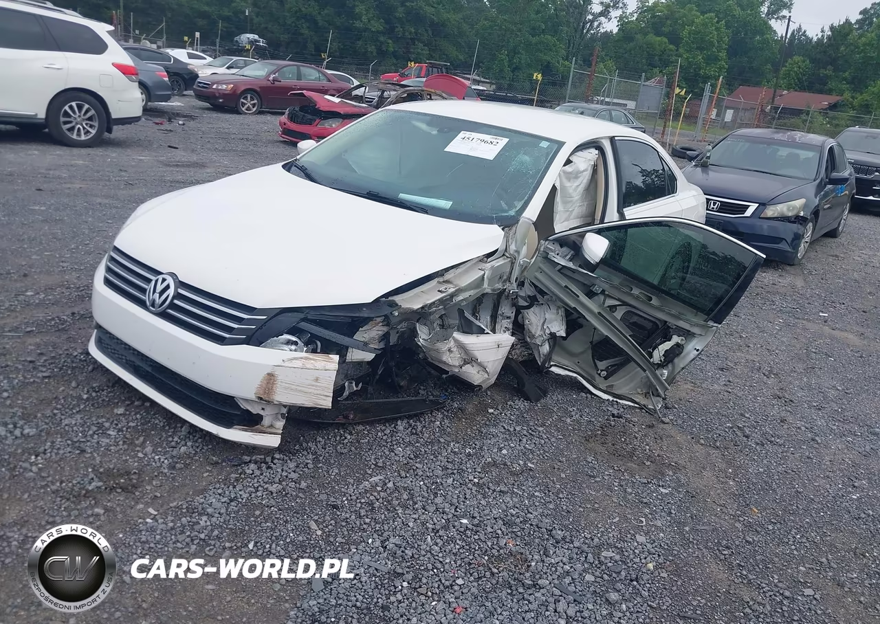 2015 Volkswagen Passat 1.8T Limited Edition VIN:1VWAS7A33FC108536 - 2