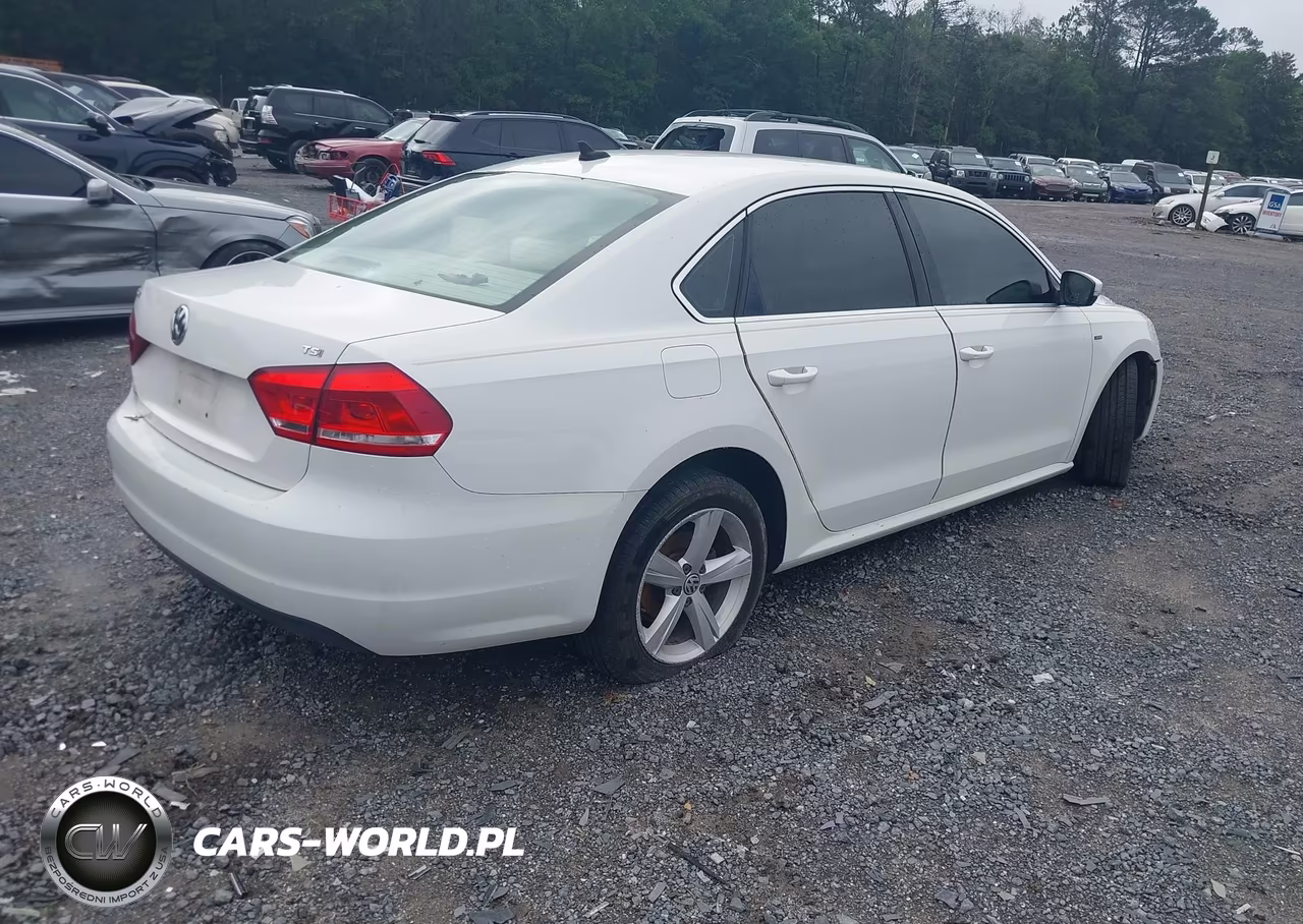 2015 Volkswagen Passat 1.8T Limited Edition VIN:1VWAS7A33FC108536 - 4