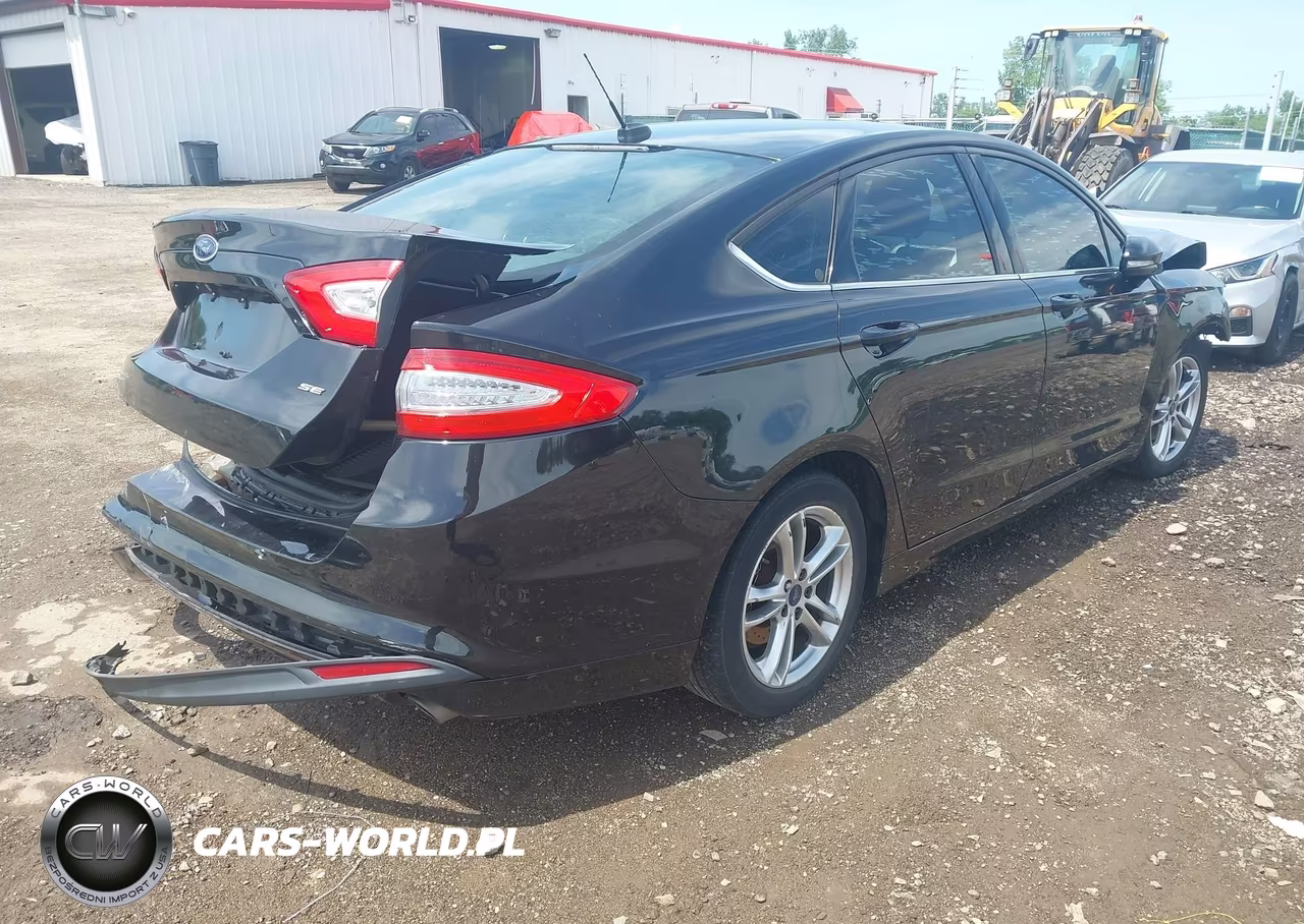 2015 Ford Fusion Se VIN:3FA6P0H74FR232526 - 4