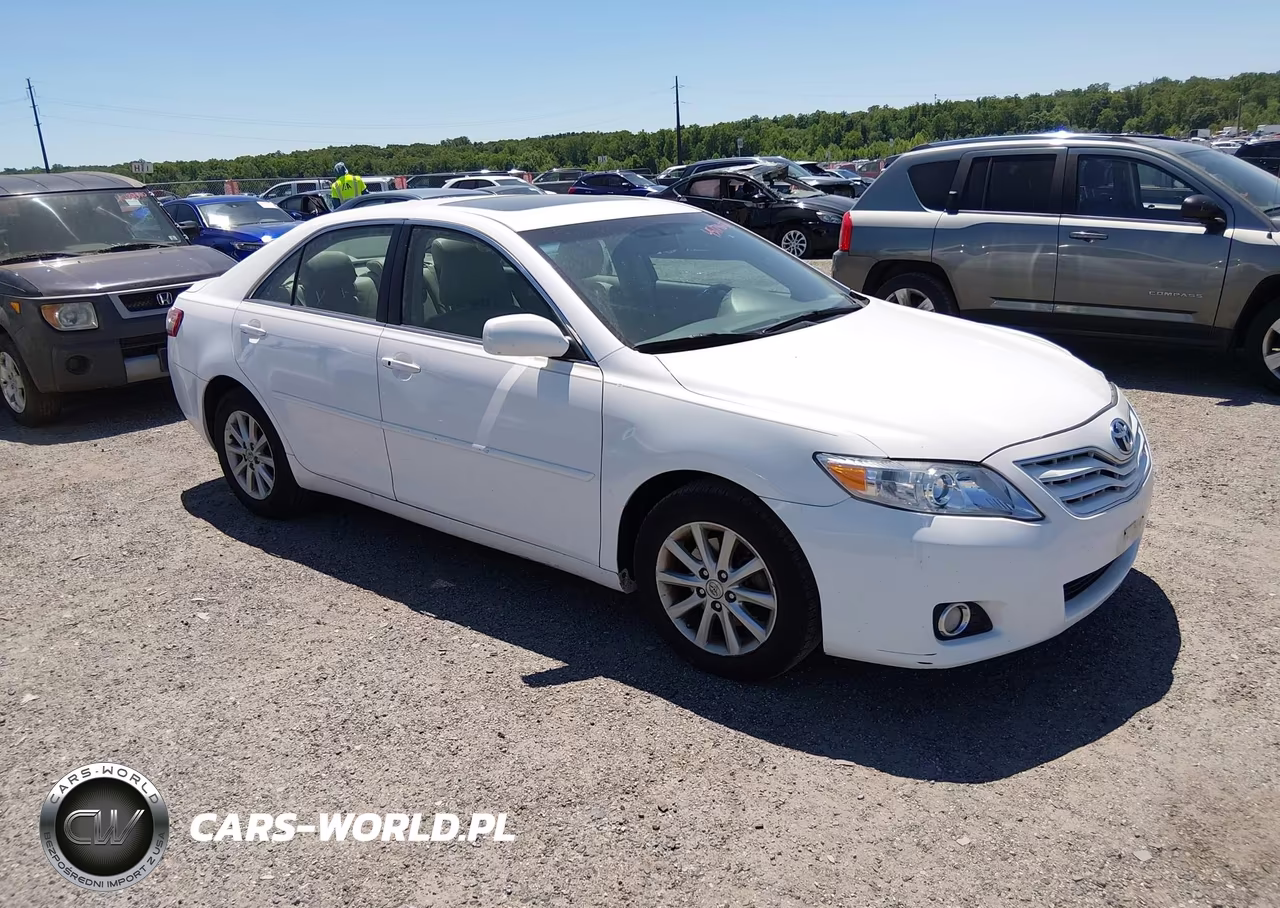 2011 Toyota Camry Xle V6 – zdjęcie 1 z 16