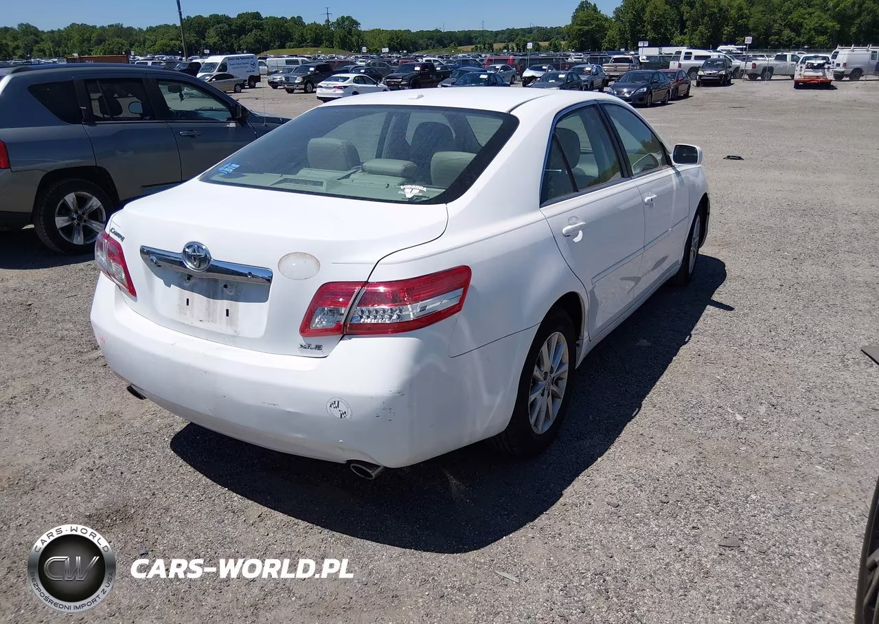 2011 Toyota Camry Xle V6 VIN:4T1BK3EK1BU618918 - 4