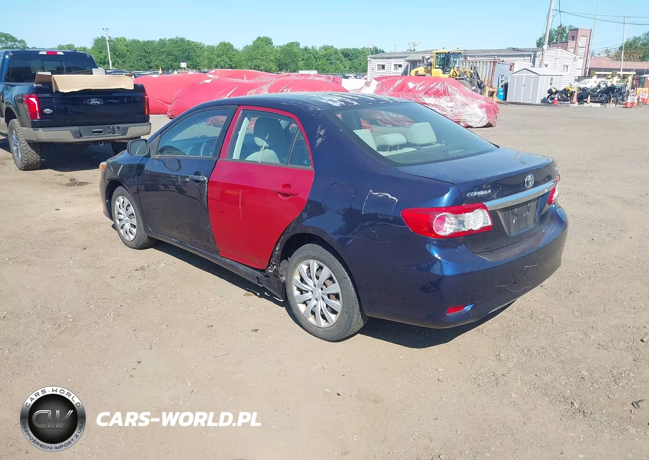 TOYOTA COROLLA VIN:2T1BU4EE9CC843830 - 3