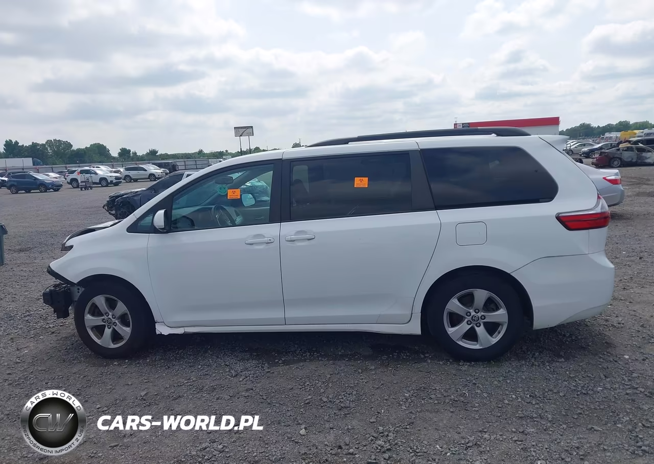 2020 Toyota Sienna Le VIN:5TDKZ3DC4LS068145 - 14