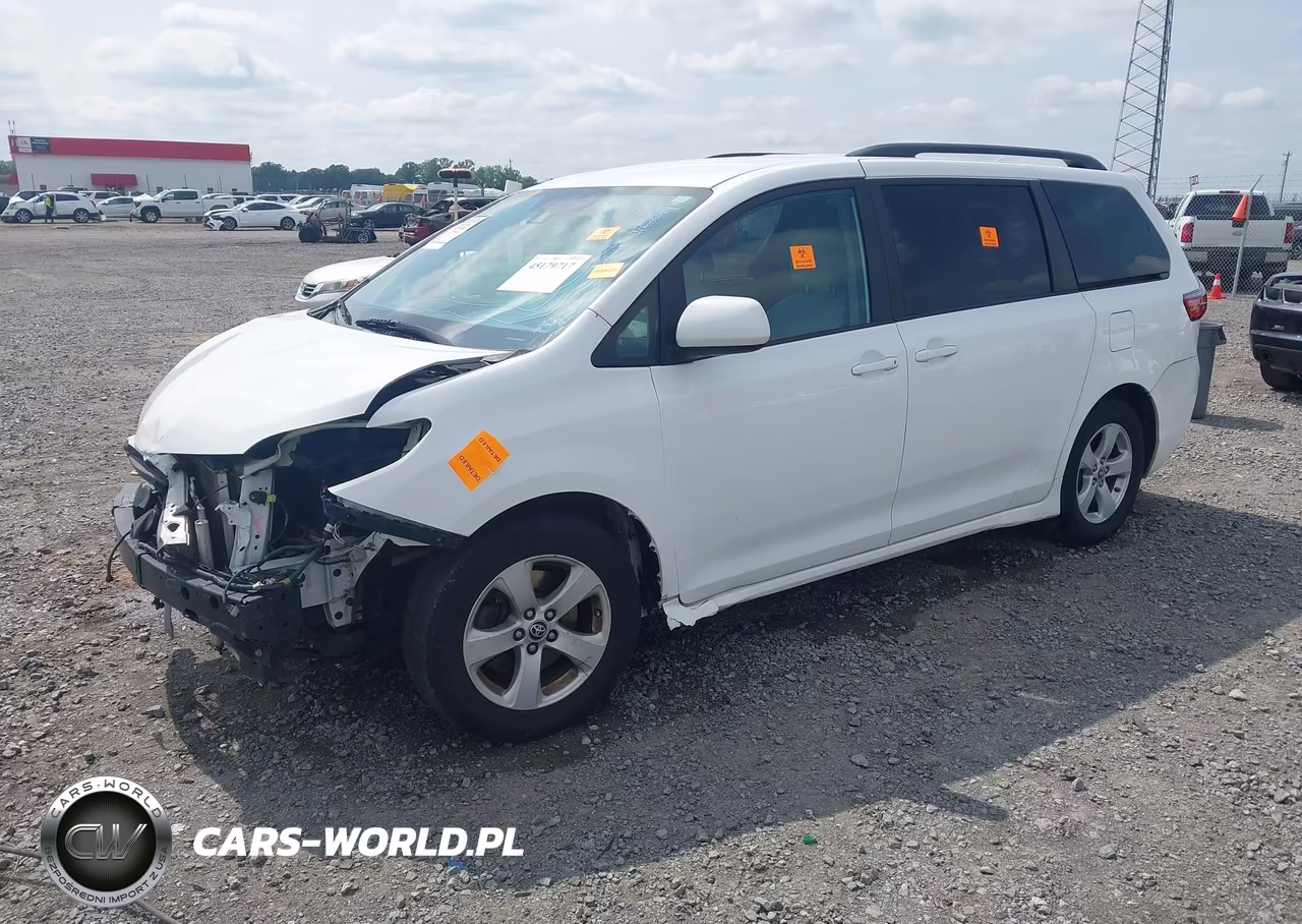 2020 Toyota Sienna Le VIN:5TDKZ3DC4LS068145 - 2