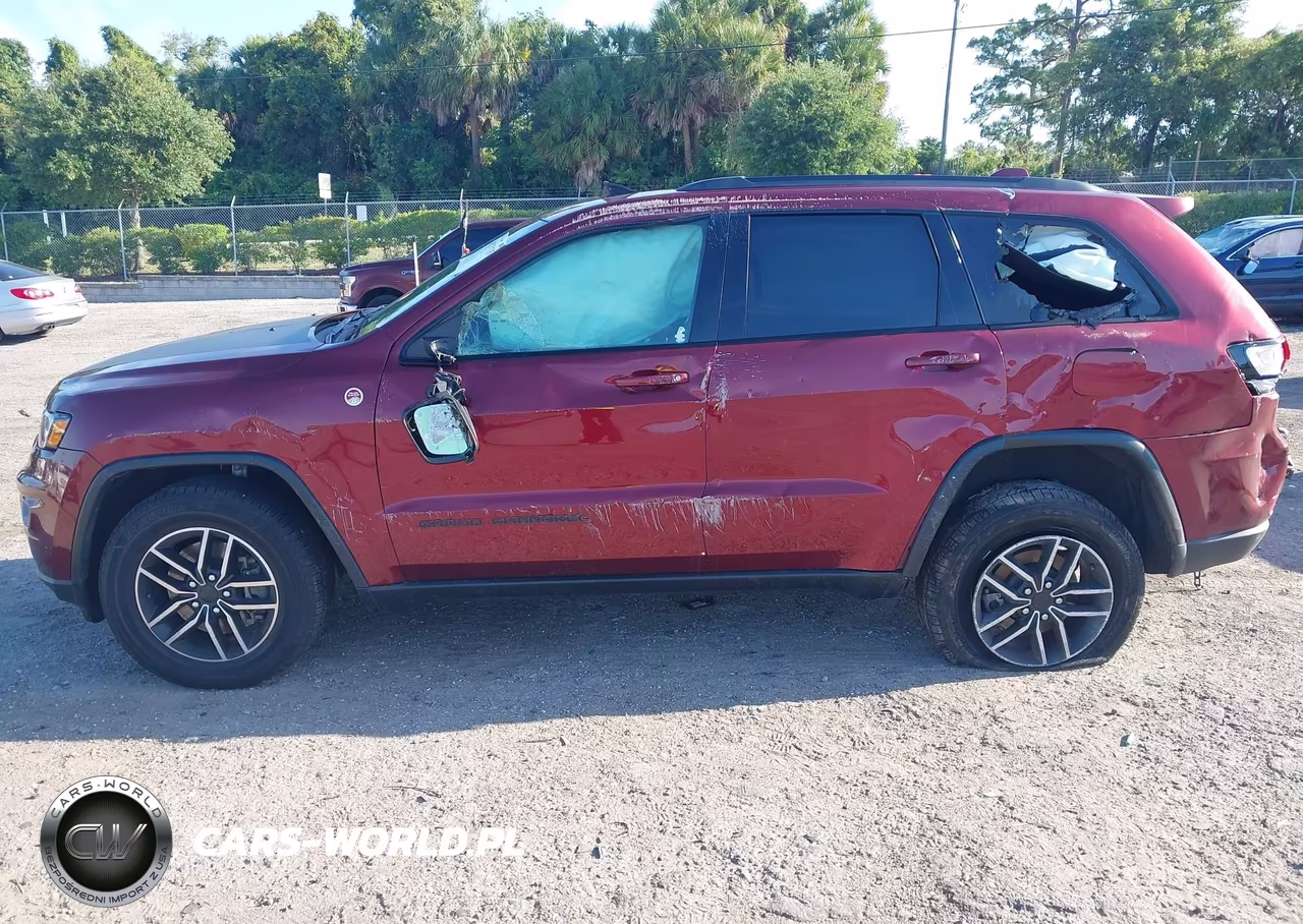 2021 Jeep Grand Cherokee Trailhawk 4X4 VIN:1C4RJFLT5MC632073 - 13
