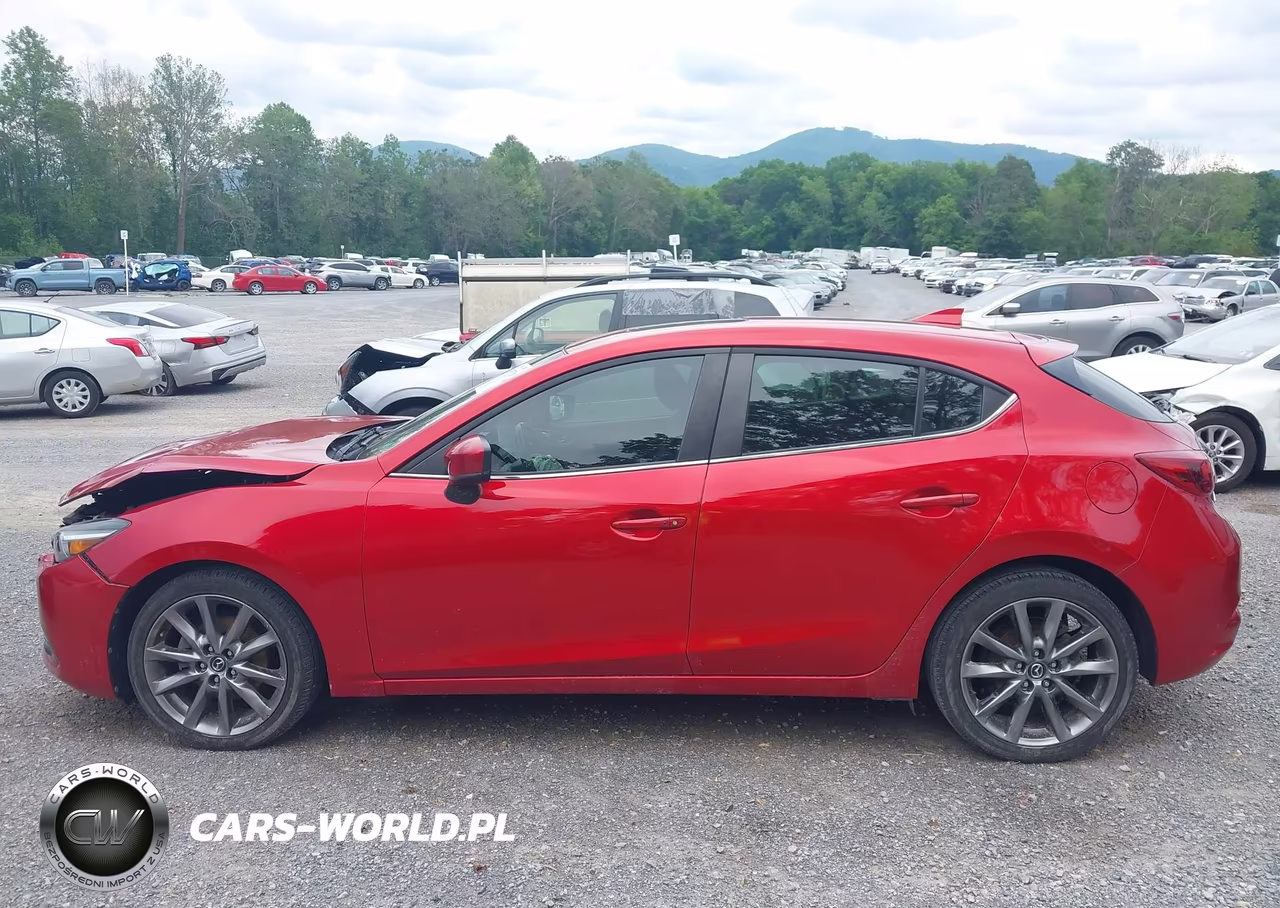 2018 Mazda Mazda3 Grand Touring VIN:3MZBN1M38JM177251 - 15