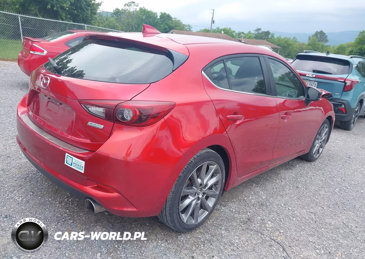 2018 Mazda Mazda3 Grand Touring VIN:3MZBN1M38JM177251 - 4