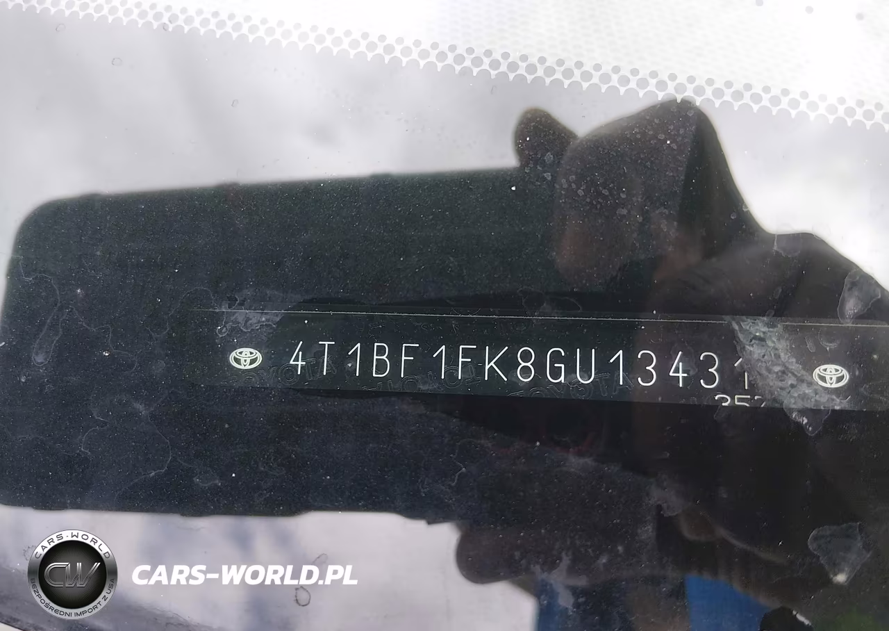 2016 Toyota Camry Se VIN:4T1BF1FK8GU134310 - 18