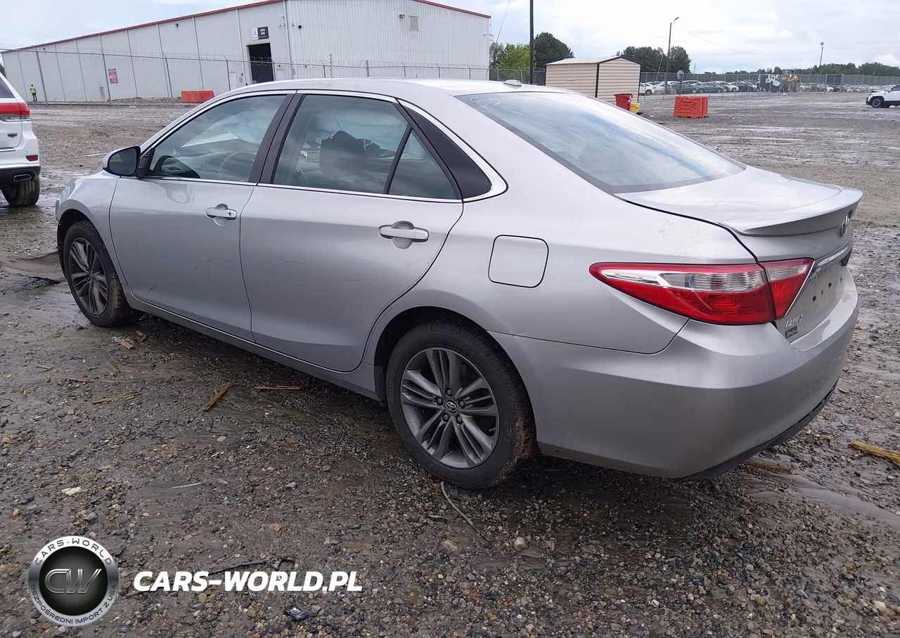 2016 Toyota Camry Se VIN:4T1BF1FK8GU134310 - 3