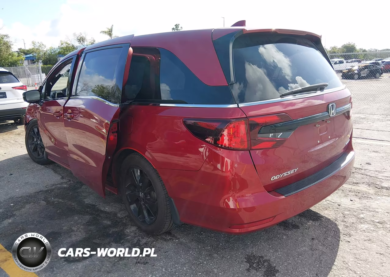 2023 Honda Odyssey Sport VIN:5FNRL6H70PB074484 - 3