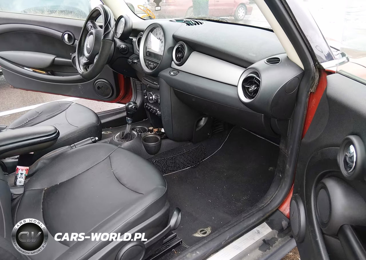 2011 Mini Cooper VIN:WMWSU3C52BT092586 - 5
