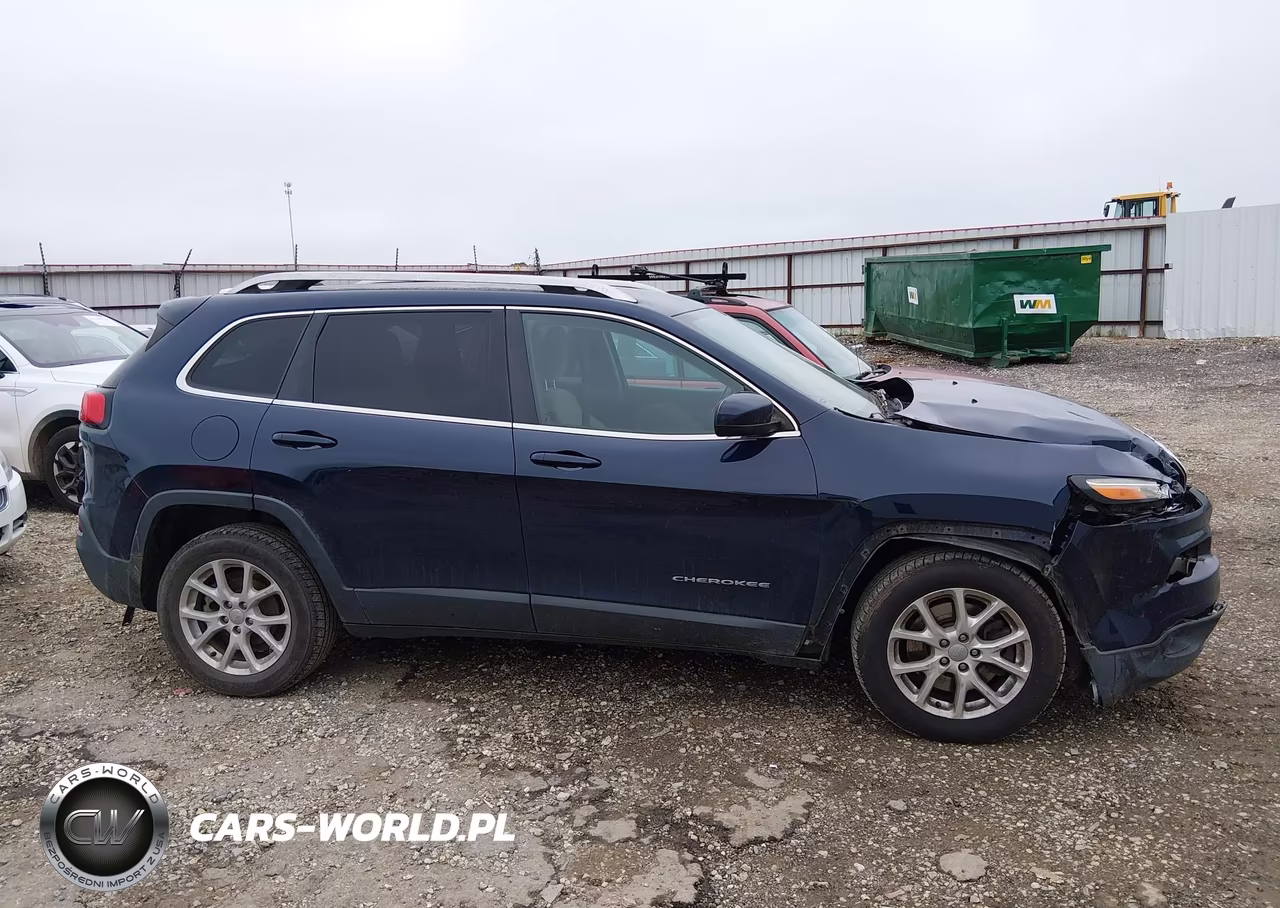 2016 Jeep Cherokee Latitude VIN:1C4PJLCB3GW159824 - 14