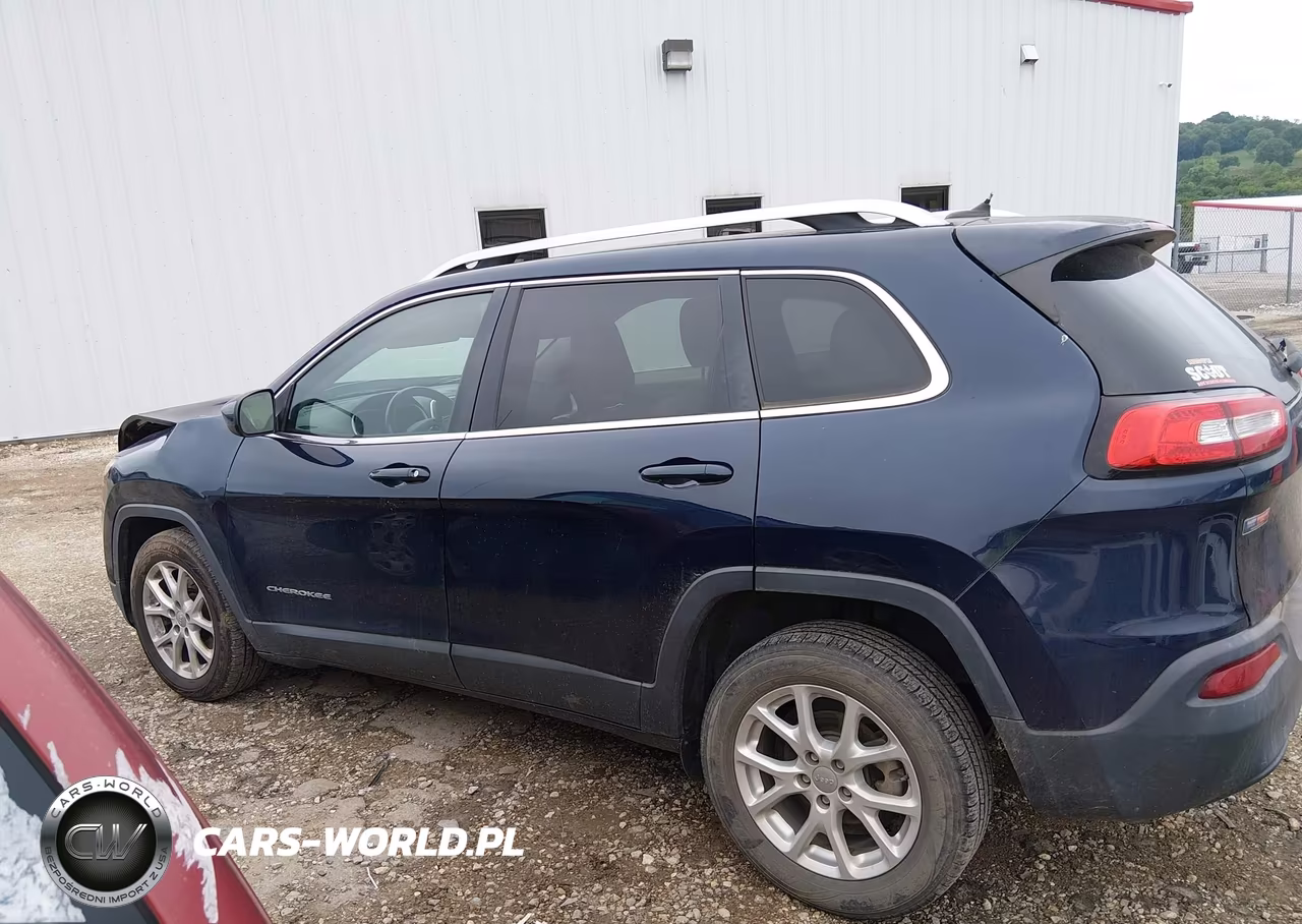 2016 Jeep Cherokee Latitude VIN:1C4PJLCB3GW159824 - 15