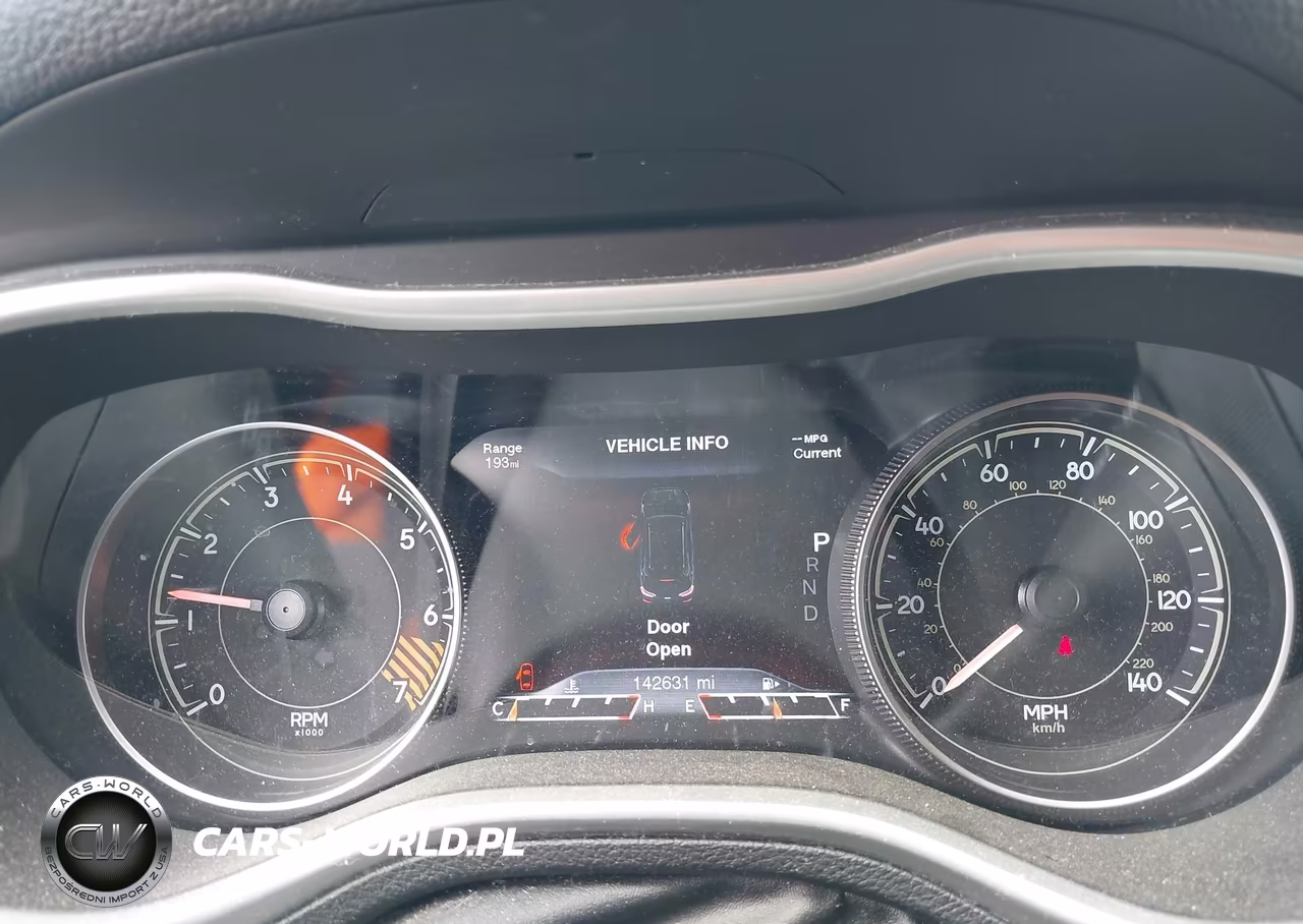 2014 Jeep Cherokee Trailhawk VIN:1C4PJMBB2EW159897 - 6