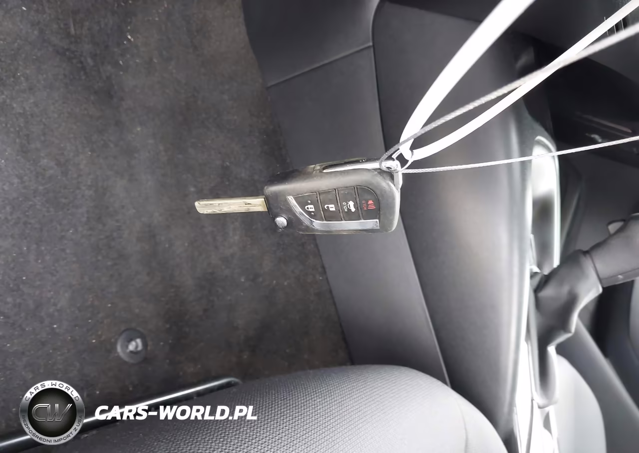 2020 Toyota Corolla Le VIN:JTDEPRAE5LJ061939 - 11