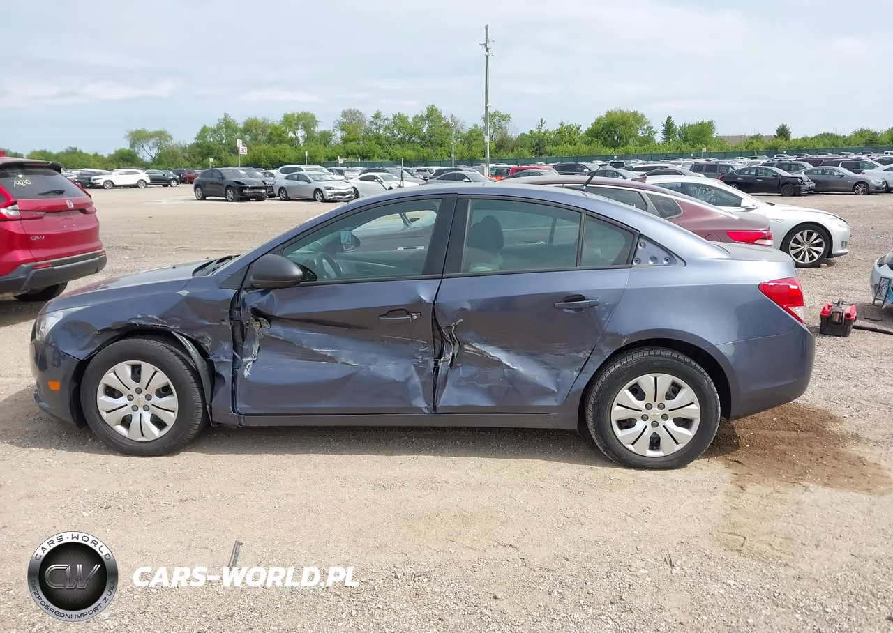 2013 Chevrolet Cruze Ls Auto VIN:1G1PA5SH1D7116440 - 14