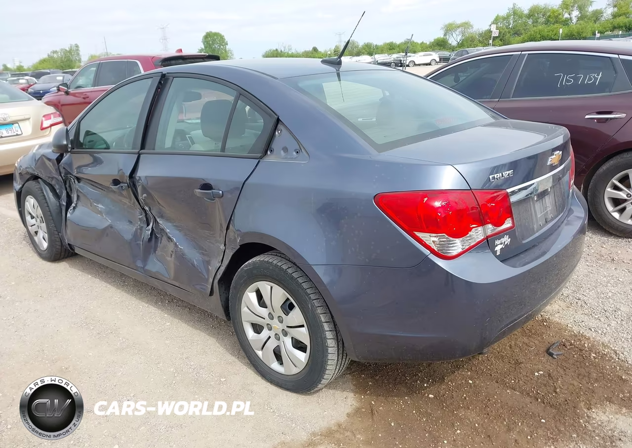 2013 Chevrolet Cruze Ls Auto VIN:1G1PA5SH1D7116440 - 3