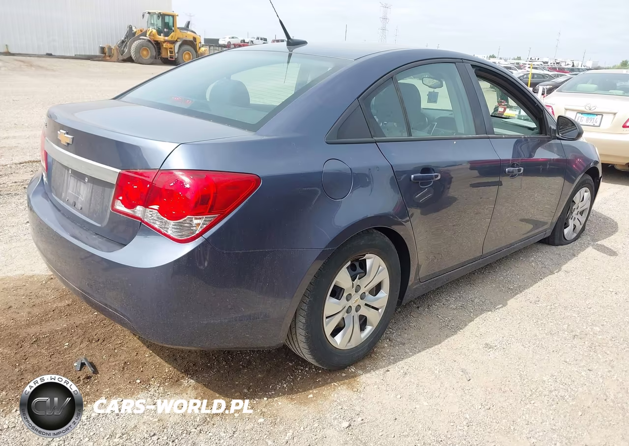 2013 Chevrolet Cruze Ls Auto VIN:1G1PA5SH1D7116440 - 4