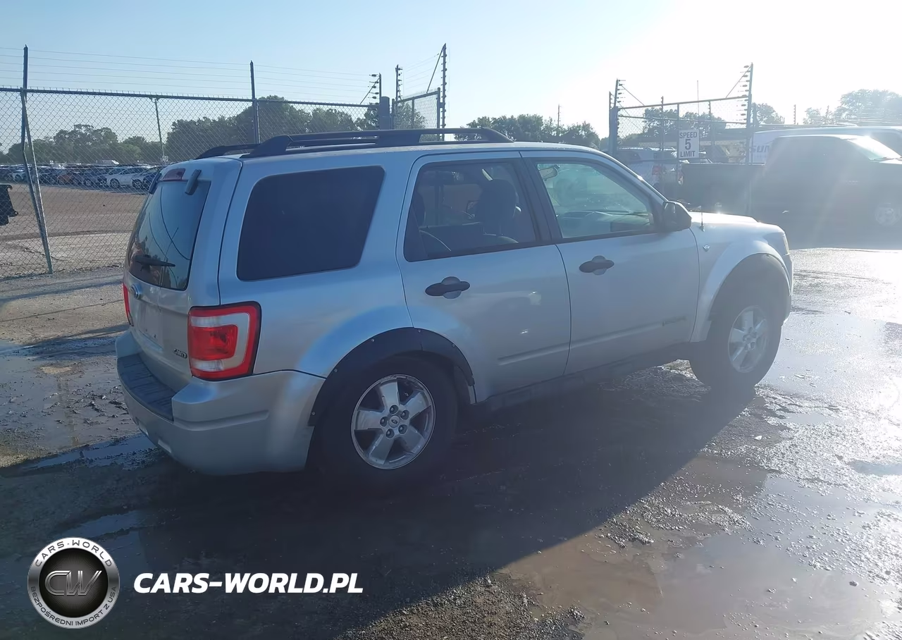 2008 Ford Escape Xlt VIN:1FMCU93118KA92712 - 4