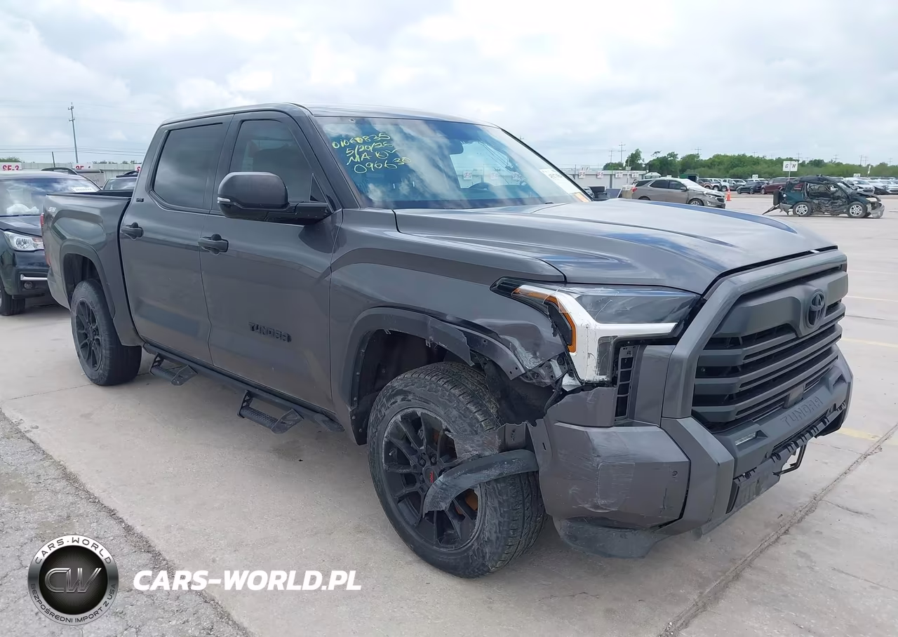 2023 Toyota Tundra Sr5 – zdjęcie 1 z 17