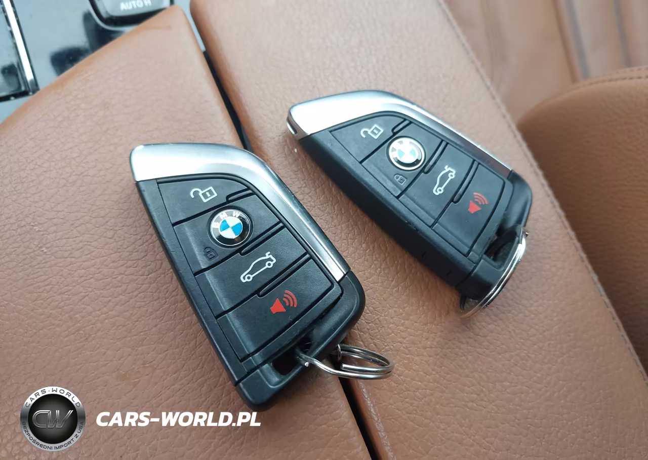 2021 BMW 530I VIN:WBA53BH03MCF18296 - 11