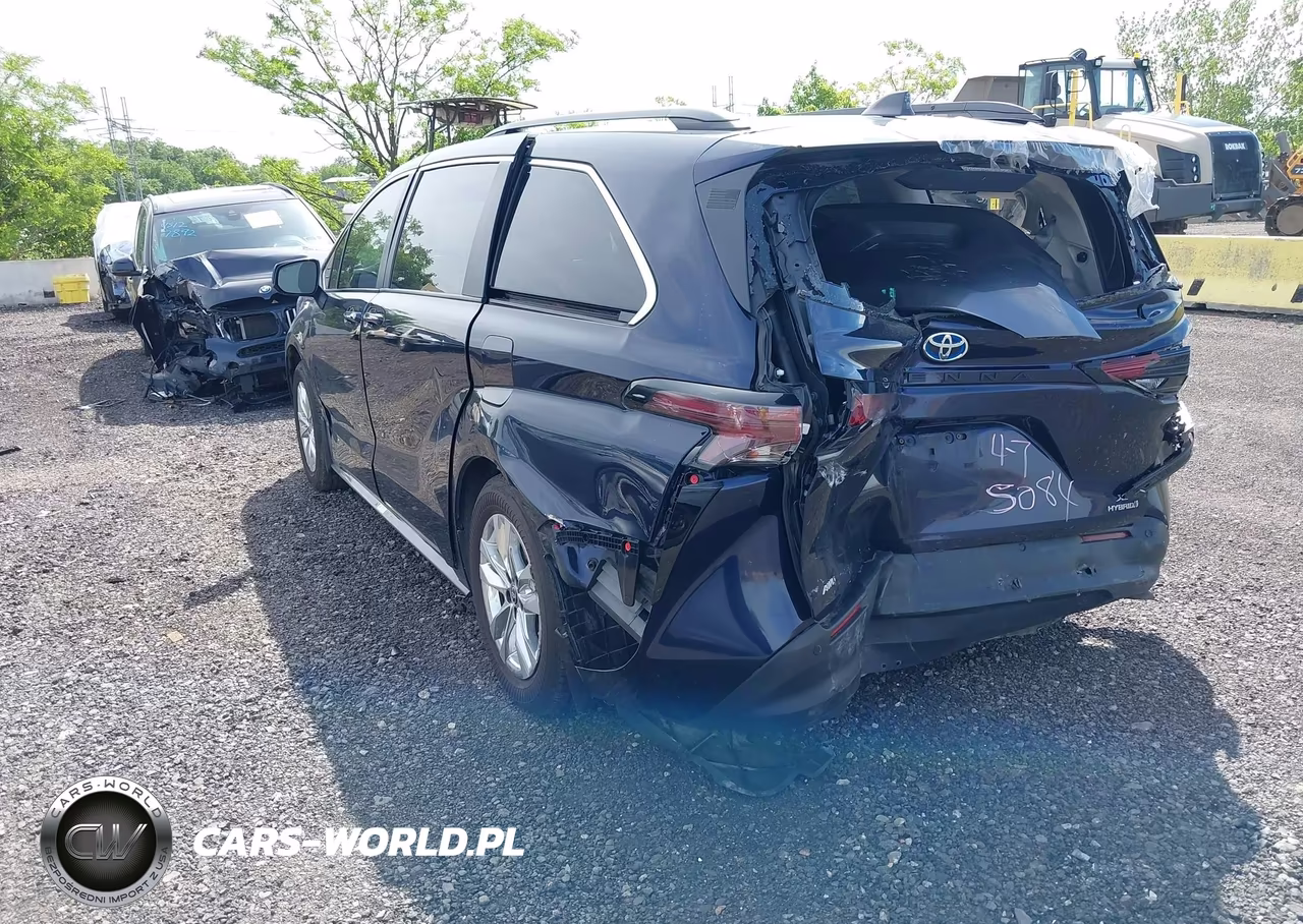 2024 Toyota Sienna Xle VIN:5TDJSKFC0RS125084 - 3