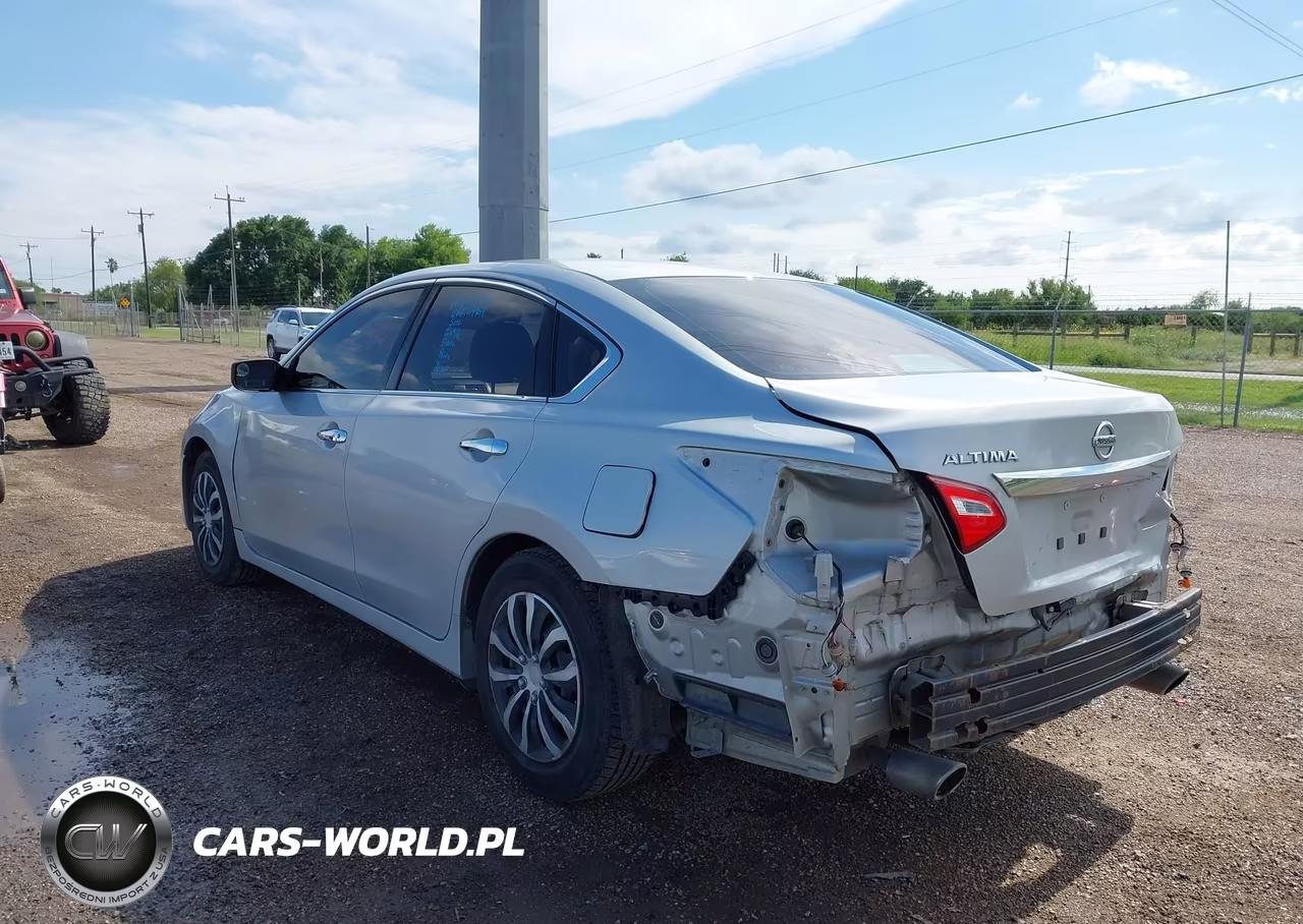 2017 Nissan Altima 2.5 S VIN:1N4AL3AP2HN351926 - 3