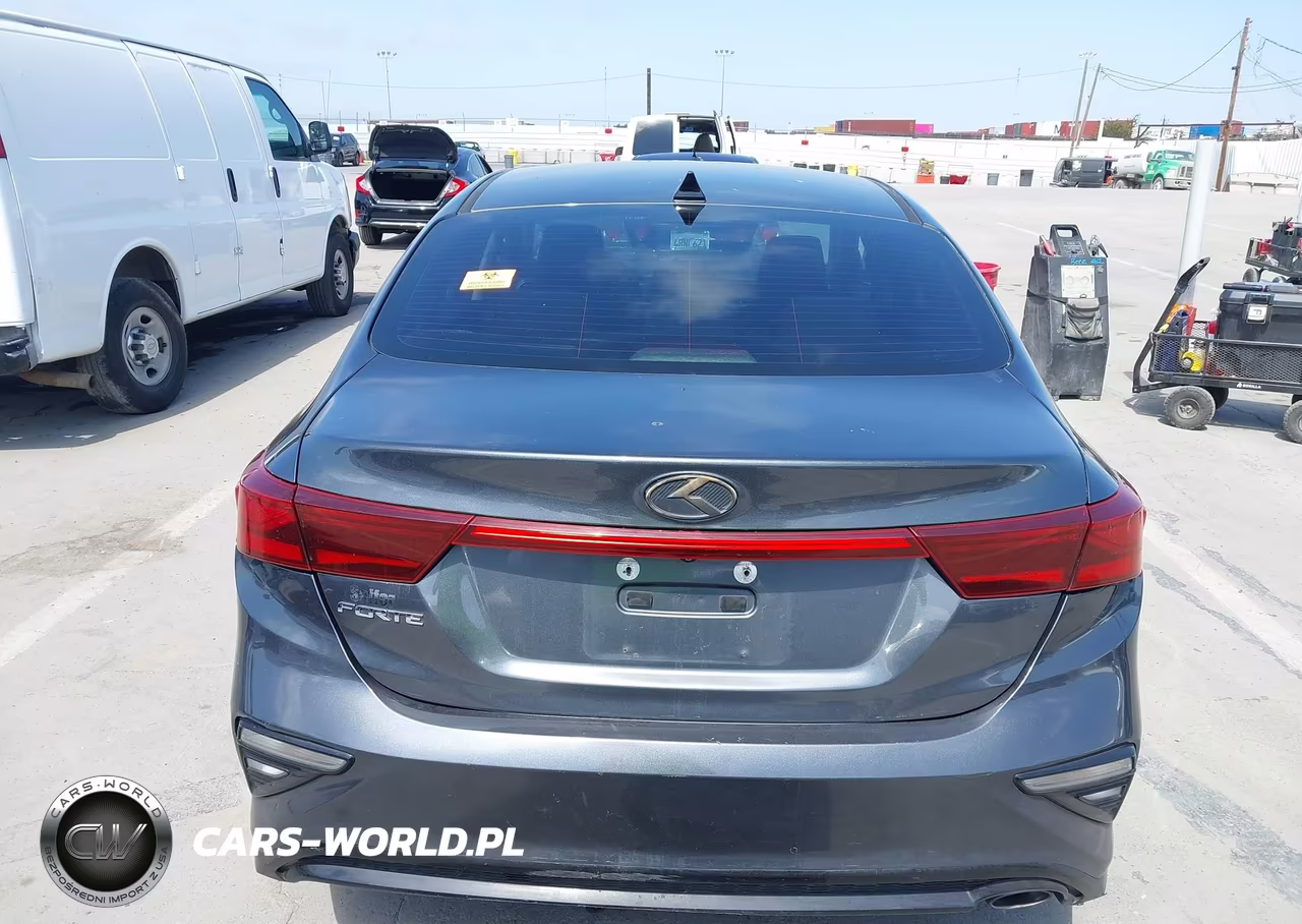 2021 Kia Forte Lxs VIN:3KPF24AD7ME286830 - 16