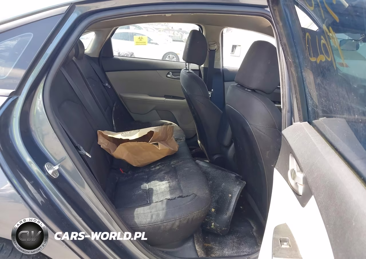 2021 Kia Forte Lxs VIN:3KPF24AD7ME286830 - 8
