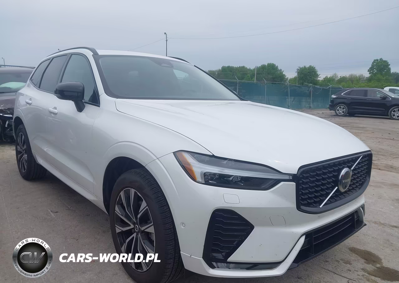 2025 Volvo Xc60 B5 Plus – zdjęcie 1 z 17