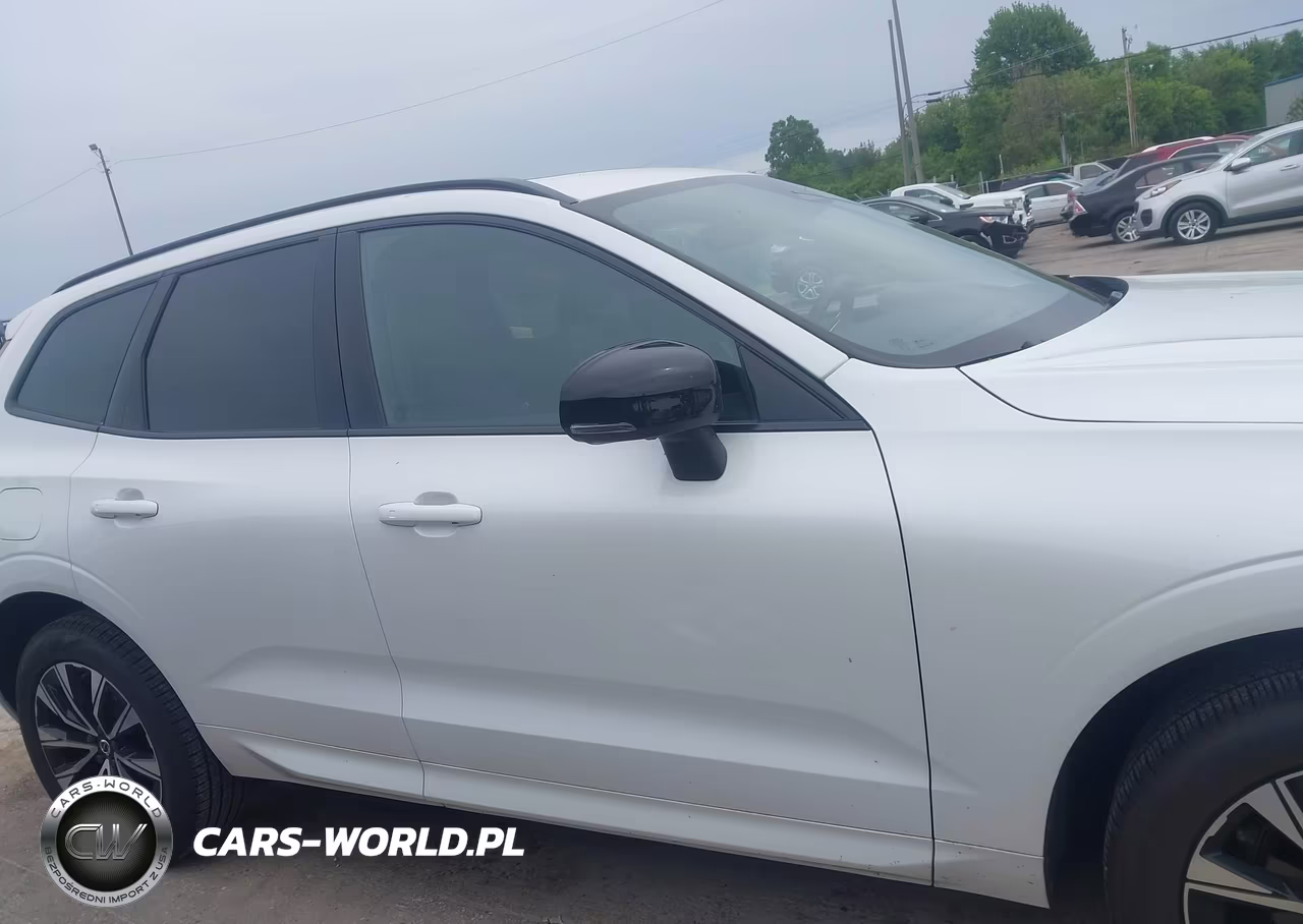 2025 Volvo Xc60 B5 Plus VIN:YV4M12RC5S1087587 - 13