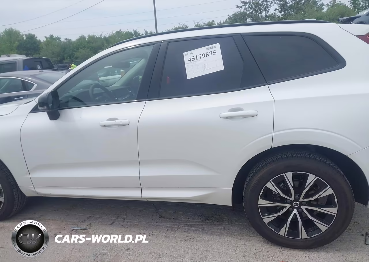 2025 Volvo Xc60 B5 Plus VIN:YV4M12RC5S1087587 - 14